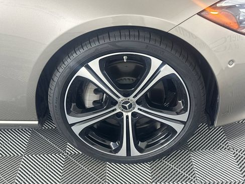 Used 2023 Mercedes-Benz C 300 Sedan image 13