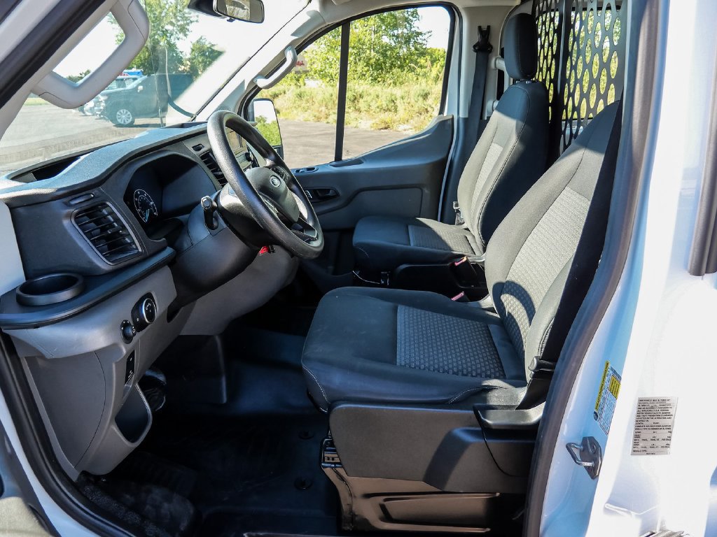 Used 2025 Ford Transit 250 Low Roof w/ Exterior Upgrade Package RWD image 25