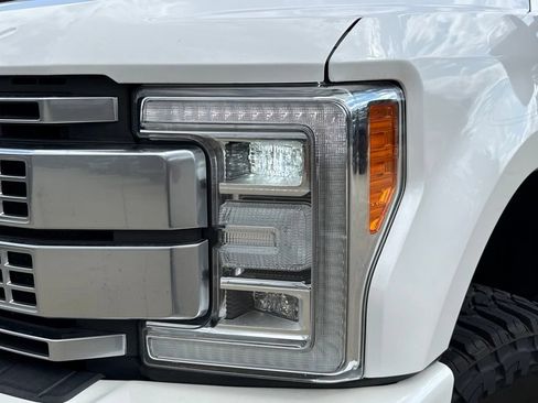 Used 2019 Ford F350 Platinum w/ Platinum Ultimate Package AWD/4WD image 24