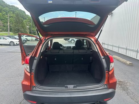 Used 2019 Honda HR-V EX image 19