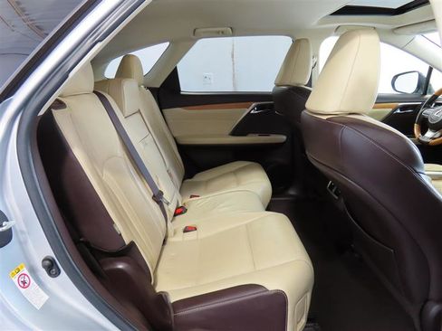 Used 2018 Lexus RX 350L FWD w/ Premium Package image 34