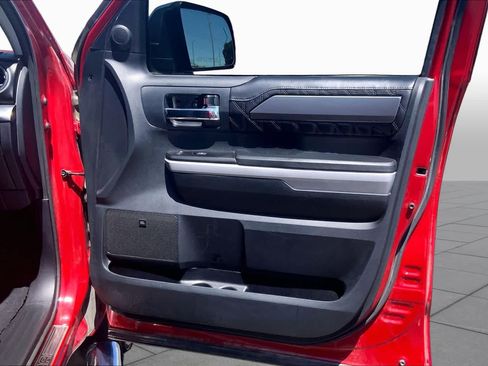 Used 2018 Toyota Tundra Platinum AWD/4WD image 23