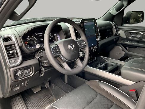 Used 2025 RAM 1500 Laramie w/ Night Edition AWD/4WD image 15