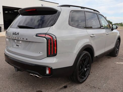 Used 2025 Kia Telluride SX X-Line AWD/4WD image 3