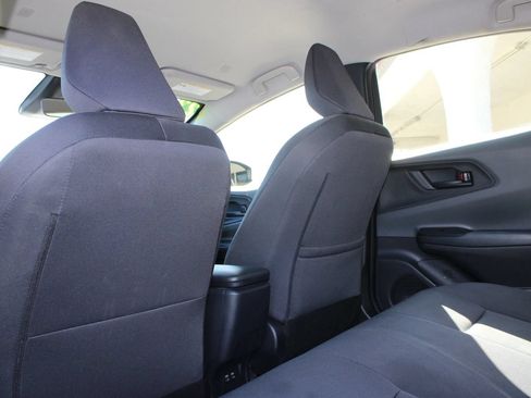Used 2023 Toyota Prius LE FWD image 11