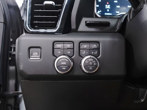Used 2024 GMC Sierra 2500 Denali w/ Denali Reserve Package AWD/4WD image 20