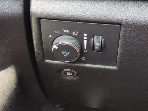 Used 2021 Jeep Grand Cherokee Limited AWD/4WD image 28