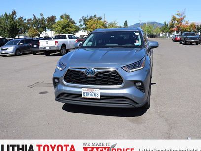Used 2021 Toyota Highlander Limited