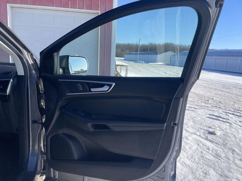 Used 2022 Ford Edge SEL w/ Convenience Package image 27