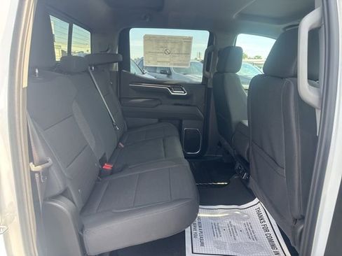 New 2026 GMC Sierra 1500 SLE w/ Preferred Package image 16
