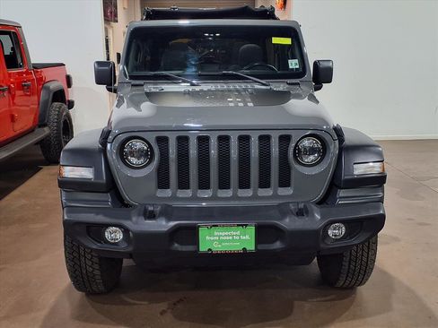 Used 2019 Jeep Wrangler Unlimited Sport S image 2
