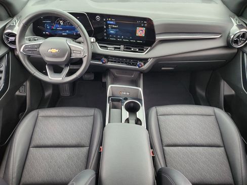 Used 2025 Chevrolet Equinox LT w/ Convenience Package II FWD image 24