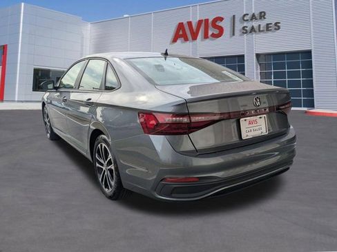 Used 2025 Volkswagen Jetta Sport FWD image 7