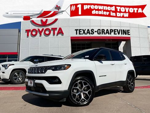 Used 2025 Jeep Compass Limited image 1