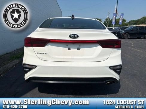 Used 2020 Kia Forte LXS FWD image 4