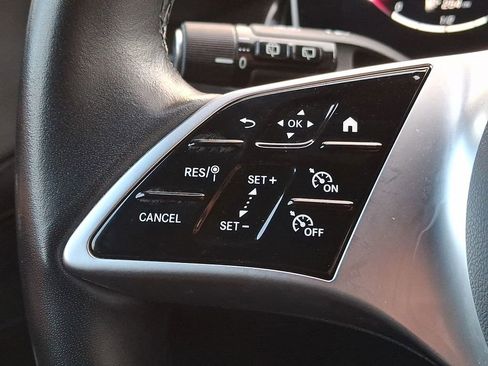 Used 2023 Mercedes-Benz GLC 300 4MATIC image 16
