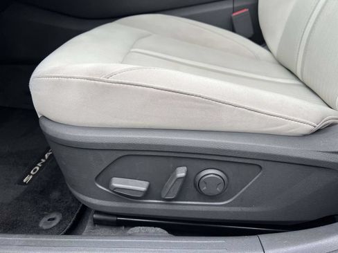 Used 2023 Hyundai Sonata SEL FWD image 19