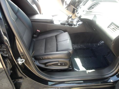 Used 2019 Chevrolet Impala LT FWD image 10
