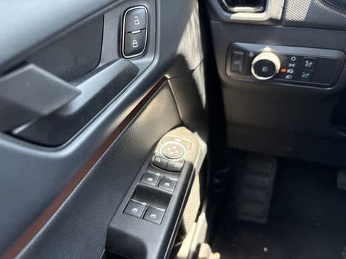 Used 2022 Ford Bronco Sport Outer Banks w/ Tech Package AWD/4WD image 23