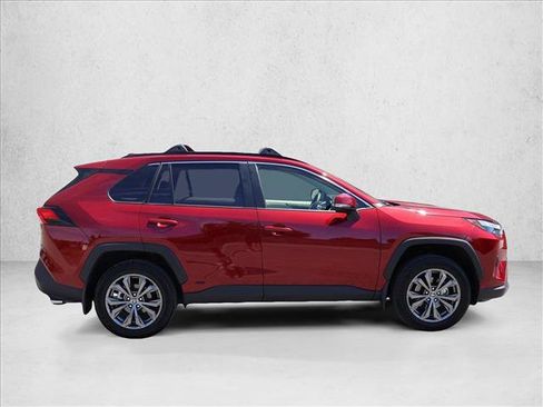 Used 2023 Toyota RAV4 XLE Premium AWD/4WD image 4