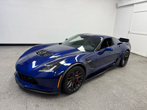 Used 2016 Chevrolet Corvette Z06 w/ 2LZ Preferred Equipment Group image 32