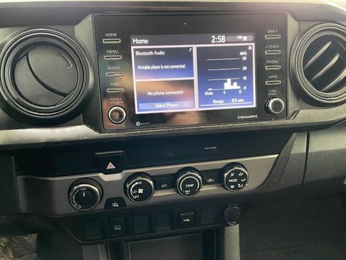 Used 2021 Toyota Tacoma SR image 32