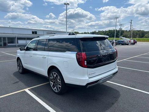 Used 2025 Ford Expedition Max Platinum w/ Platinum Ultimate Package AWD/4WD image 3