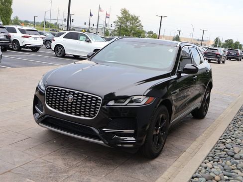 Used 2023 Jaguar F-PACE S AWD/4WD image 4