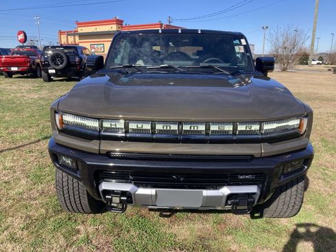 New 2026 GMC Hummer EV SUV image 9