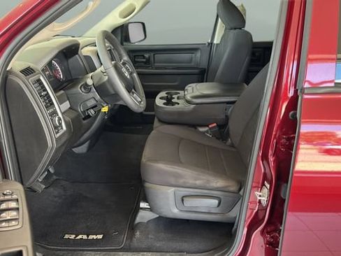 Used 2019 RAM 1500 Express w/ Wheel & Sound Group AWD/4WD image 8