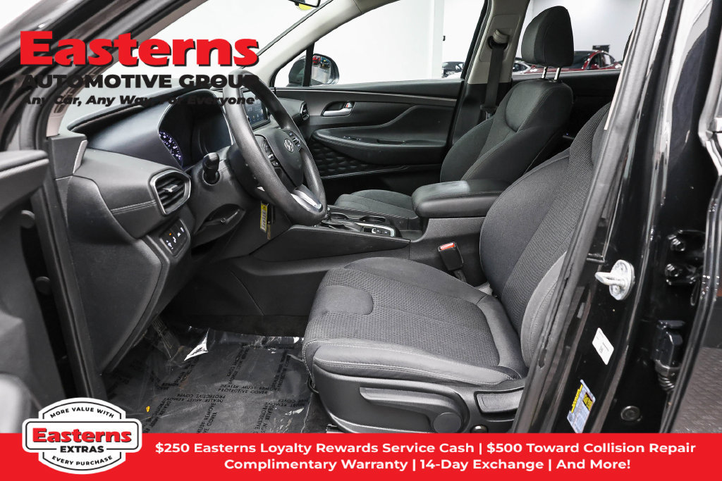 Used 2019 Hyundai Santa Fe SE FWD image 14