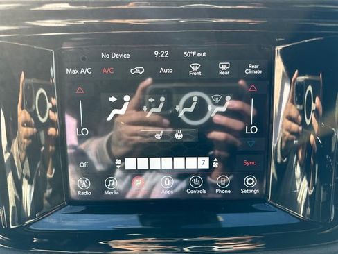 Used 2022 Dodge Durango GT image 24