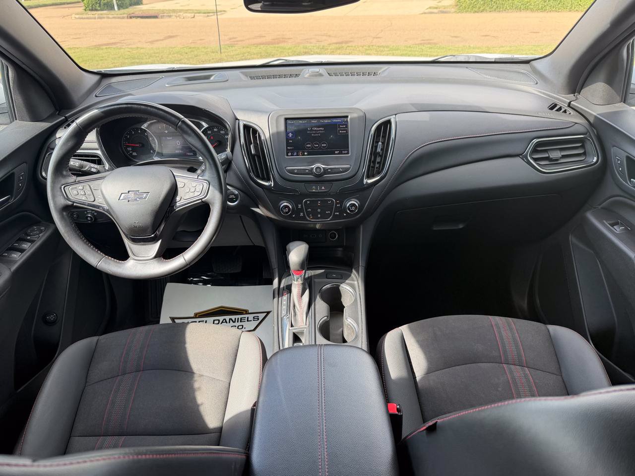 Used 2022 Chevrolet Equinox RS AWD/4WD image 16
