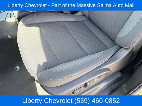 Used 2025 Chevrolet Silverado 1500 LT RWD image 10