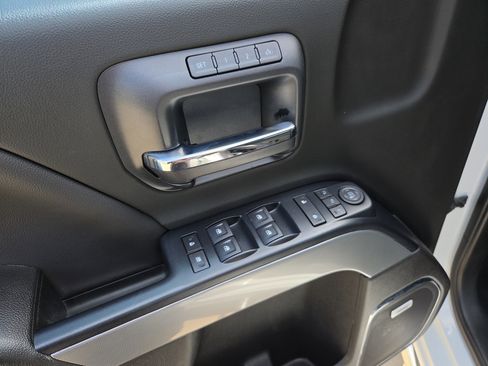 Used 2019 Chevrolet Silverado 2500 LTZ w/ Duramax Plus Package AWD/4WD image 16