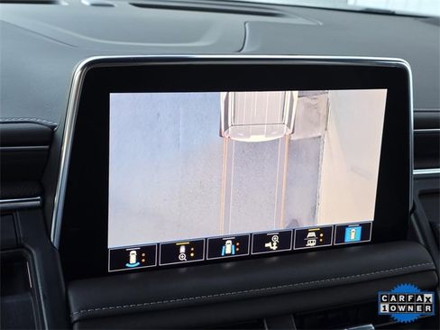 Used 2021 GMC Yukon XL SLT w/ SLT Luxury Plus Package image 28