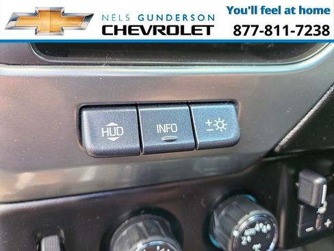 Used 2018 Chevrolet Suburban Premier image 26
