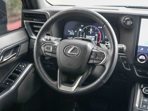 Used 2024 Lexus GX 550 w/ Accessory Package (Z1) AWD/4WD image 14