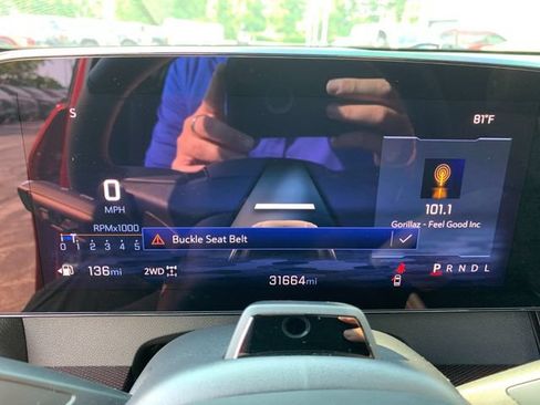 Used 2024 Chevrolet Traverse RS w/ LPO, Floor Liner Package AWD/4WD image 30