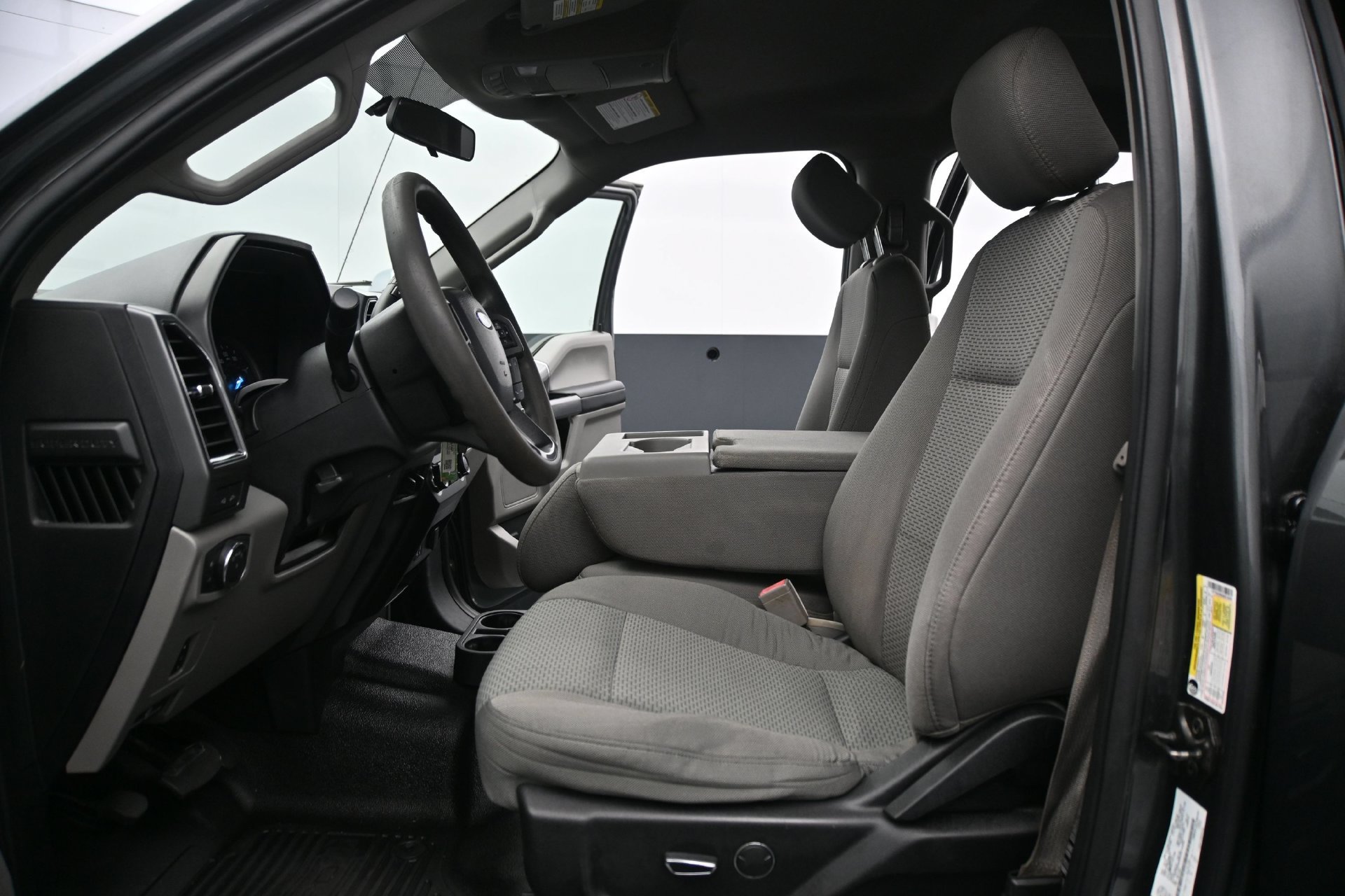 Used 2019 Ford F250 XLT w/ XLT Premium Package AWD/4WD image 19