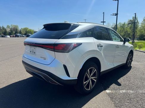 Used 2023 Lexus RX 350 Premium w/ Accessory Package image 4