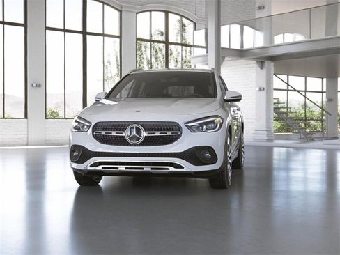 Used 2022 Mercedes-Benz GLA 250 4MATIC image 43