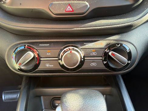 Certified 2024 Kia Soul LX w/ Option Group 015 FWD image 14