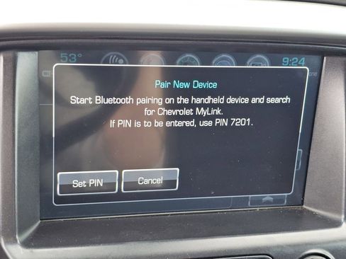 Used 2018 Chevrolet Colorado LT w/ LT Convenience Package RWD image 11