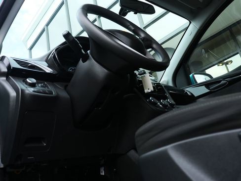 Used 2021 Chevrolet Spark LT image 40