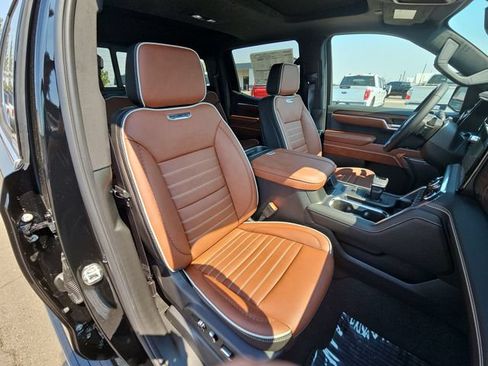 New 2026 GMC Sierra 1500 Denali Ultimate AWD/4WD image 17