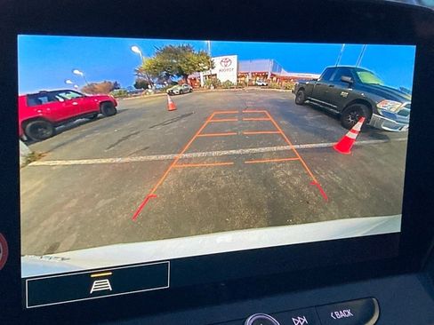 Used 2025 Chevrolet Blazer LT image 23