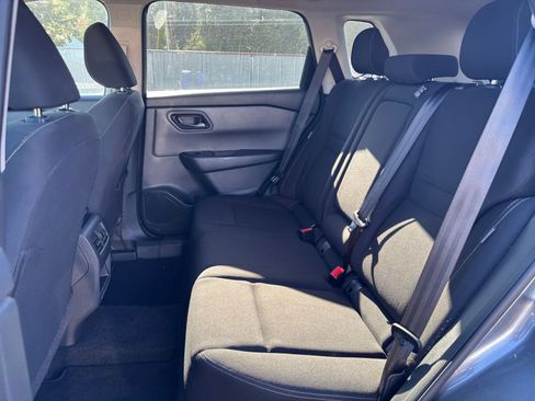 Used 2024 Nissan Rogue S AWD/4WD image 25