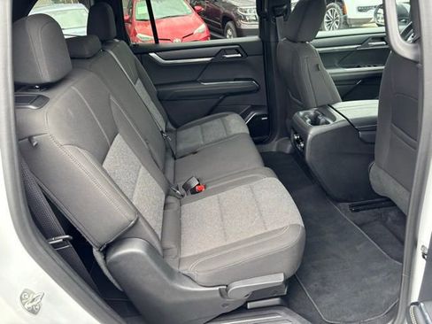 Certified 2025 GMC Acadia Elevation image 30