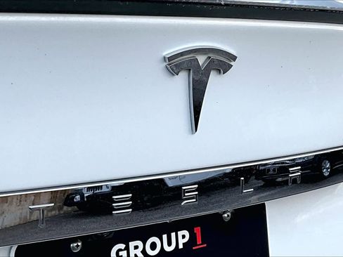 Used 2014 Tesla Model S 60 image 30